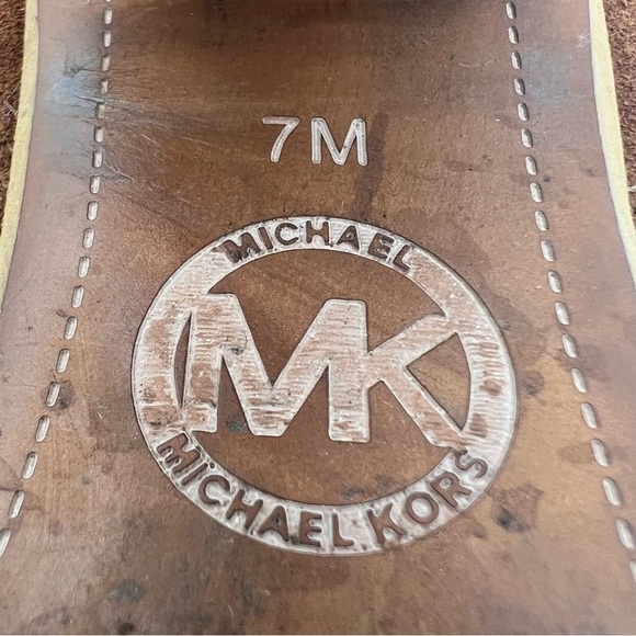 MICHAEL Michael Kors Brown Suede Heeled Slip On Booties Size 7 Women's - Picture 2 of 9